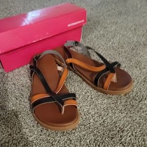 dream pairs sandals Dumbo Slim sz 8